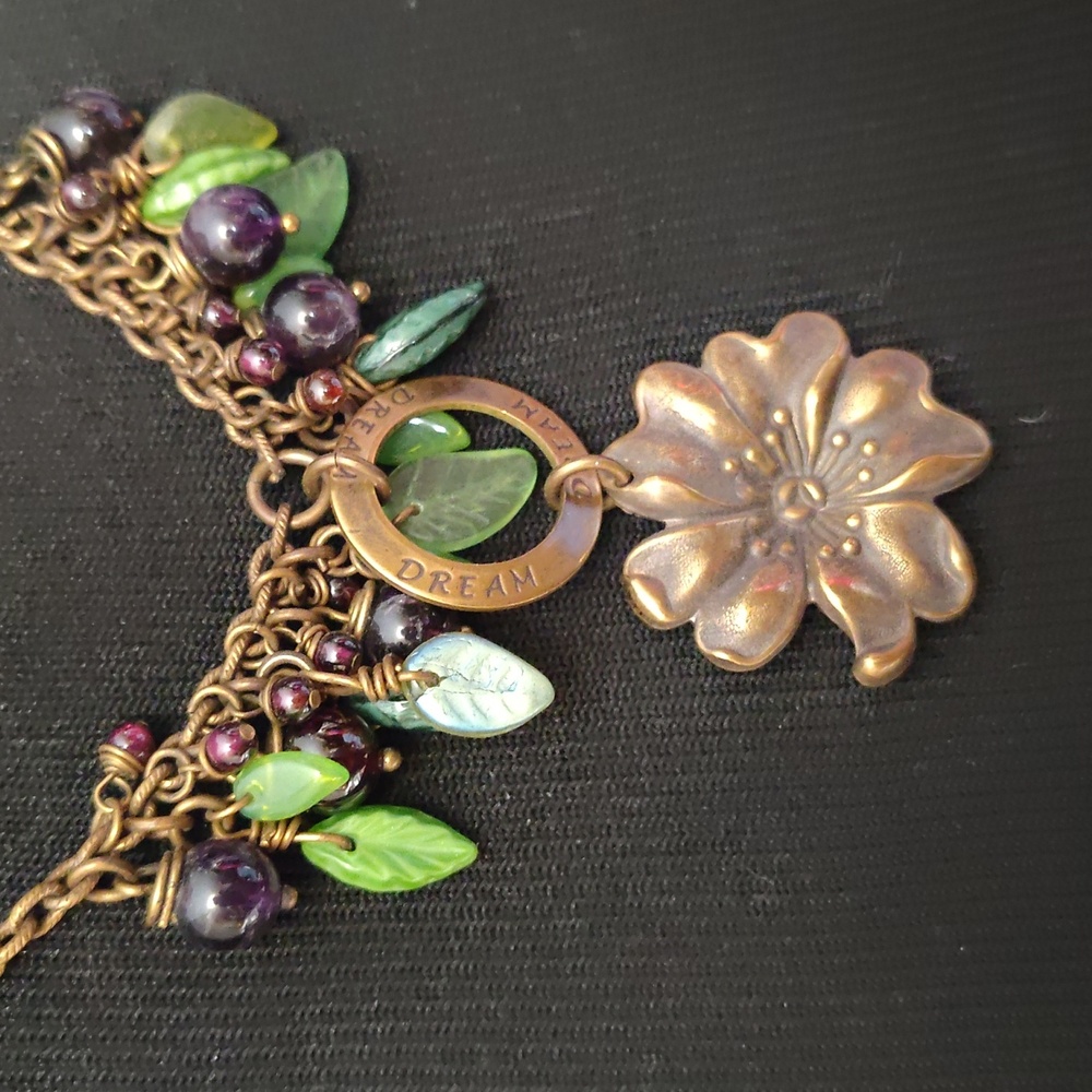 Unbranded Homemade Flower/Dream Necklace W Leaf And Purple Beading